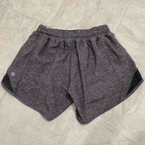 Lululemon Hotty Hot Shorts 4” inseam Size 2